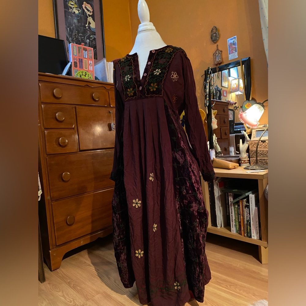 Vintage 1990’s Velvet patchwork embroidery Florence would rock this frock. Hippy